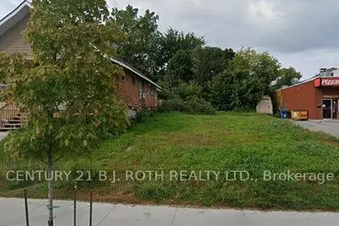 61 Front Street S