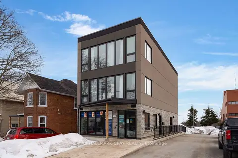 163 Mary Street