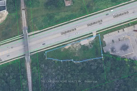 207 Mapleview Drive E