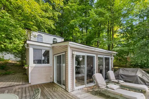 150 Farlain Lake Road E Cottage