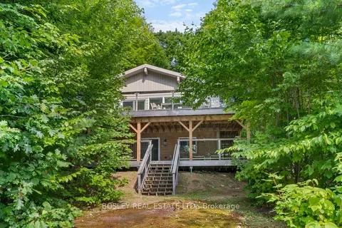 152 Farlain Lake Road E Cottage
