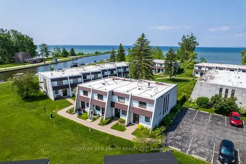 1 Paradise Boulevard 26