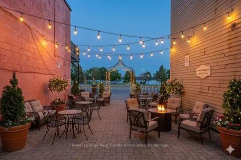 133 Dunlop Street E