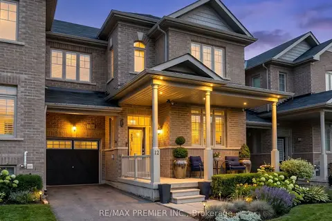 12 Pearcey Crescent