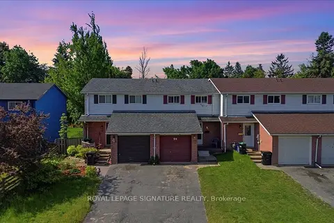 54 Scott Crescent