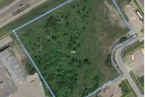 279 Whitfield Crescent