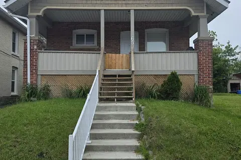 65 Front Street S