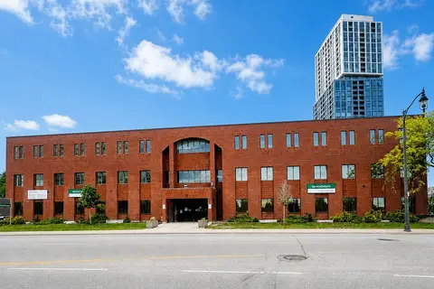 34 Simcoe Street 101