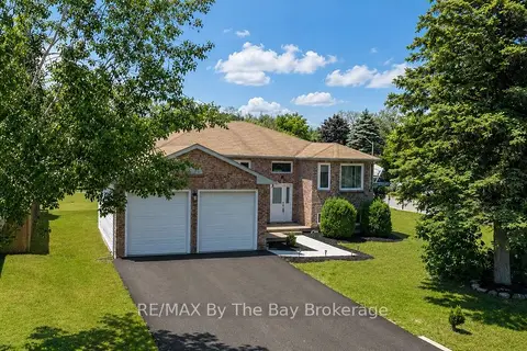 2 Birchmount Circle