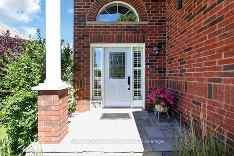 47 Chamberlain Crescent