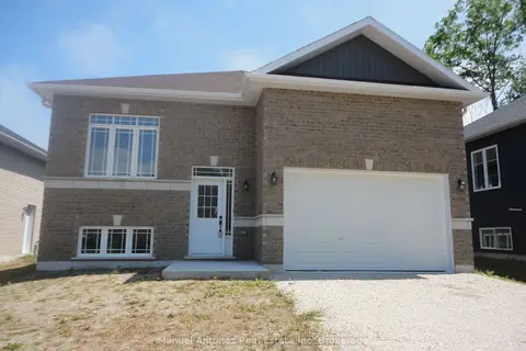 4 Joanne Crescent