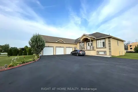 16 WASAGA SANDS Drive