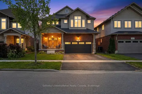 36 Kayla Crescent