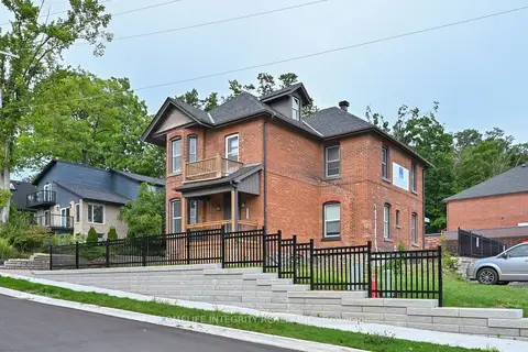 25 Berczy Street