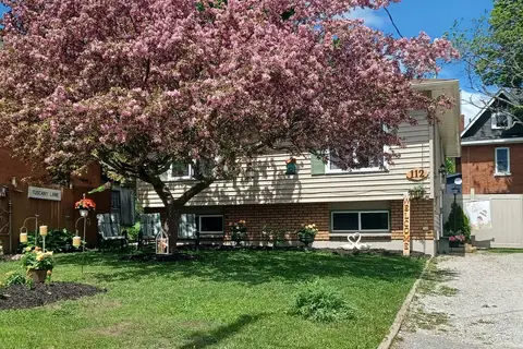 112 Borland Street E