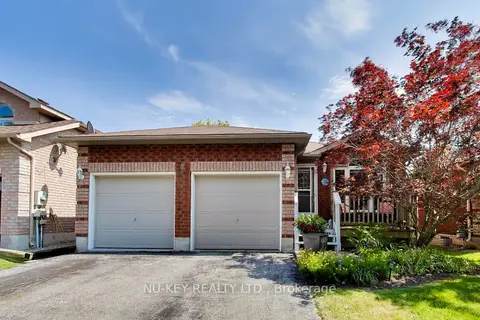 9 Monique Crescent