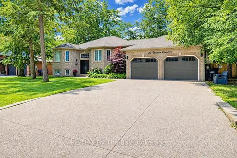 22 Downer Crescent