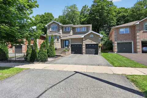 35 Bloom Crescent
