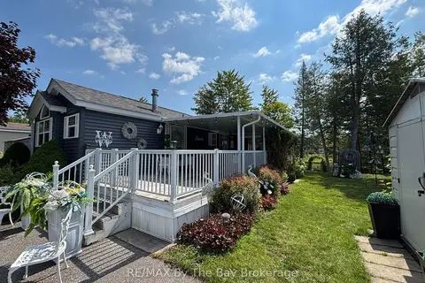 9 WHITE PINES Trail