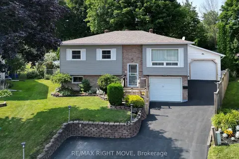 8 Gaudaur Court