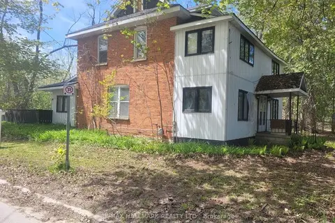 26 Lakeshore Road W
