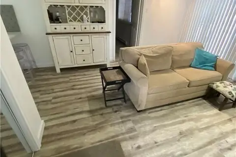 15 Dawson Drive 12