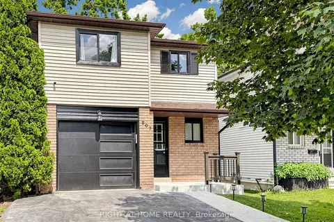 207 Hickling Trail