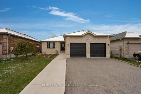 369 Georgian Drive 3