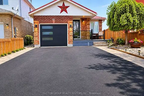 62 Laidlaw Drive Main floor