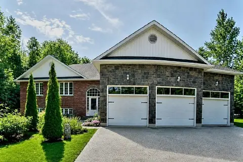 1361 Rimkey Crescent