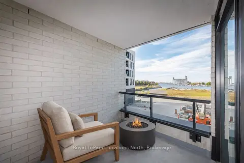 31 HURON Street 203