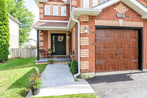 152 Julia Crescent