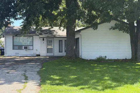 7 Willow Crescent