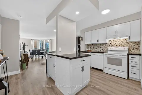 140 Dunlop Street E 1409