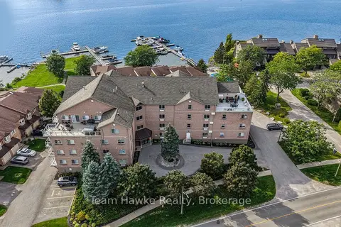 4 Beck Boulevard 306