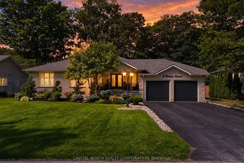 8 Downer Crescent