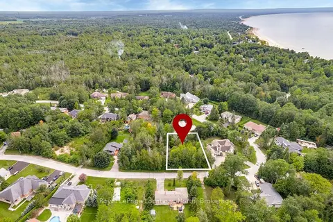 15 Bridlewood Crescent