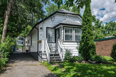 8 Dunn Avenue