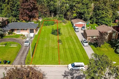 12A Ottaway Avenue
