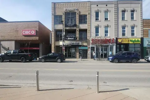 50 Dunlop Street E