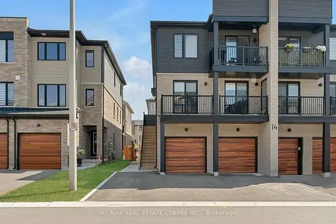 14 Pumpkin Corner Crescent 1
