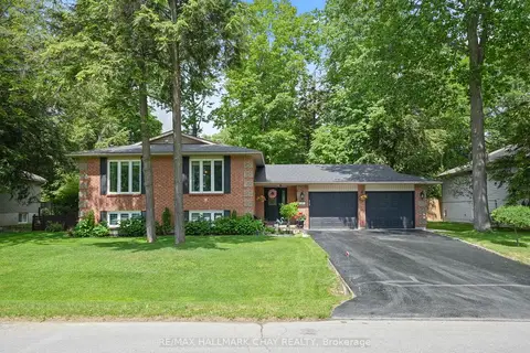 20 Downer Crescent