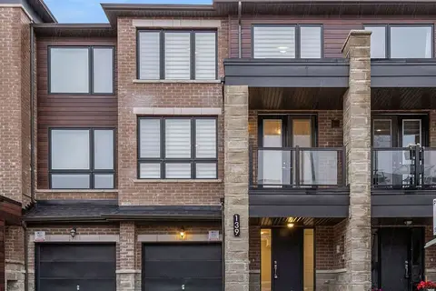 139 Blue Forest Crescent