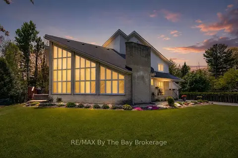 32 Bridlewood Crescent