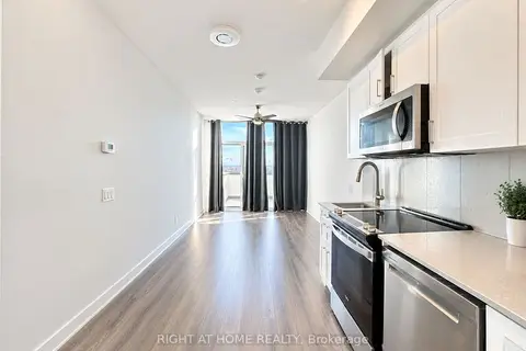 681 Yonge Street 708