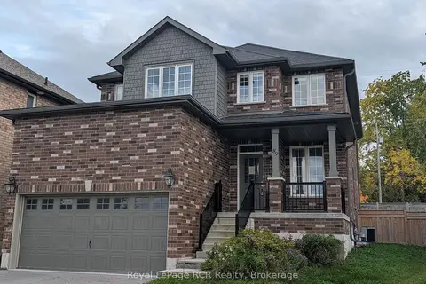 89 Lockerbie Crescent