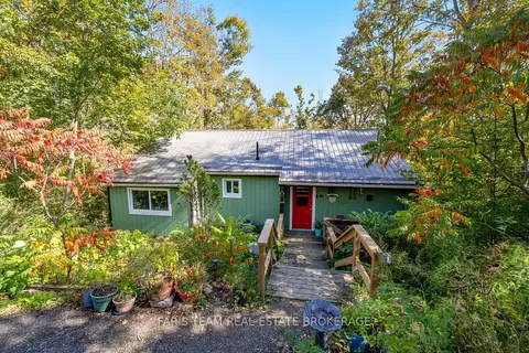 29 Oneida Avenue
