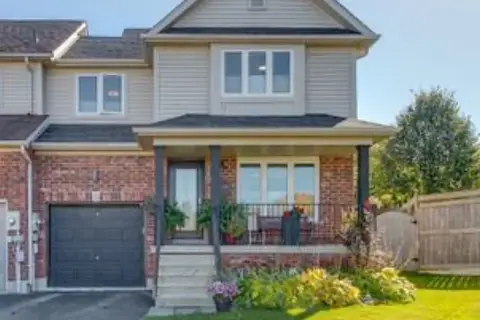 117 Bentley Crescent
