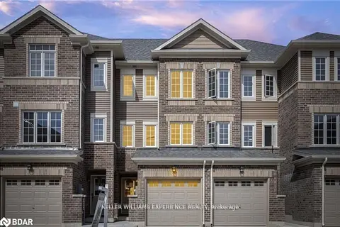 47 Pumpkin Corner Crescent