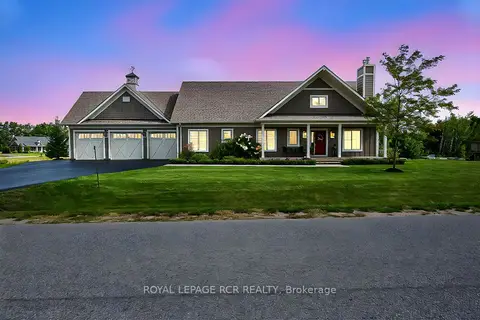 3 Thoroughbred Drive